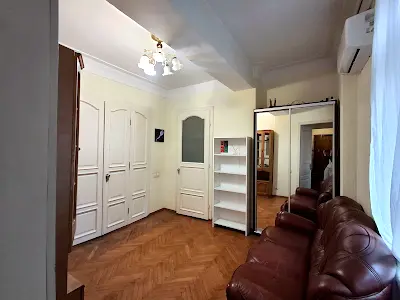 квартира за адресою Костельна вул., 11