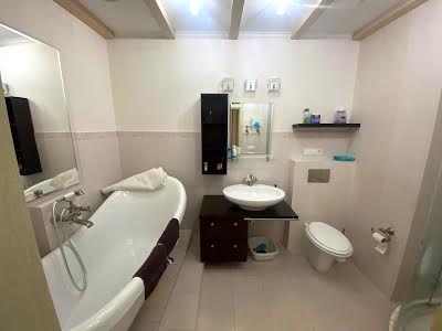 квартира за адресою Дегтярівська вул., 25а к1