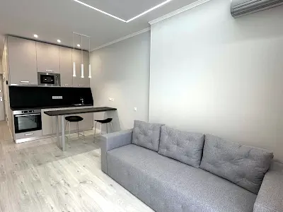 квартира за адресою Центральна вул., 21