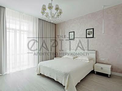квартира за адресою Круглоуніверситетська вул., 3-5