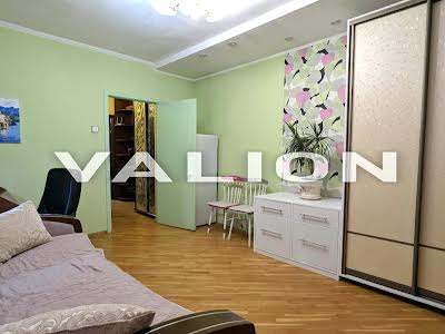 квартира за адресою Рональда Рейгана вул., 10