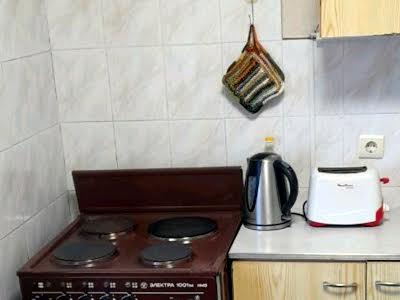 квартира за адресою Ревуцького вул., 11-Г