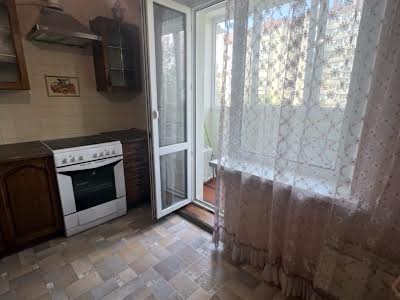 квартира по адресу Соломии Крушельницкой ул., 3-А