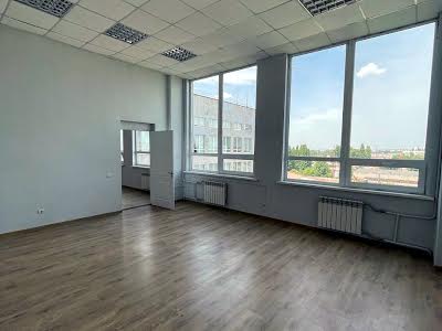 комерційна за адресою Слобожанський просп. (ім. газети Правда), 29