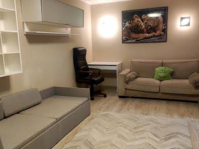 квартира за адресою Калинова вул., 51А