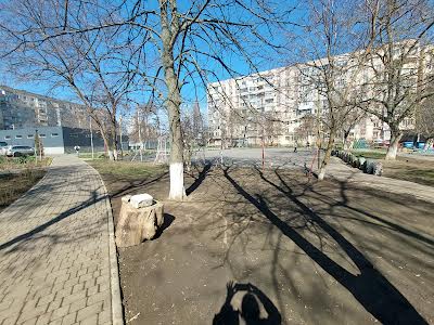 квартира за адресою Євгена Чикаленка вул., 56