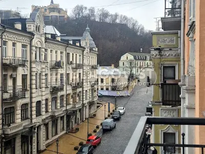 квартира за адресою Андріївський узвіз, 2б