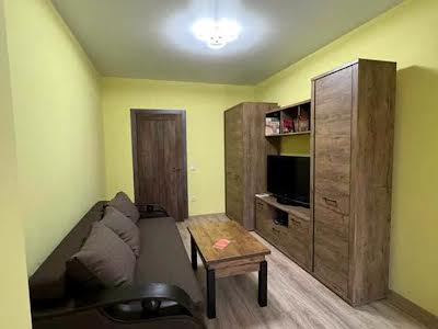 квартира за адресою Височана вул., 18