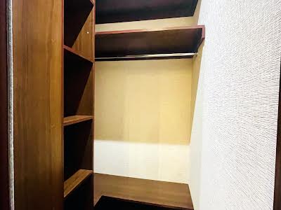 квартира за адресою Олександра Мишуги вул., 2