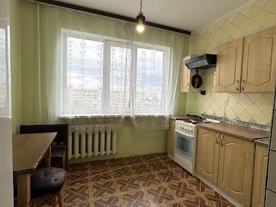 квартира за адресою Озерна вул., 24