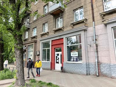 комерційна за адресою Героїв УПА вул., 76
