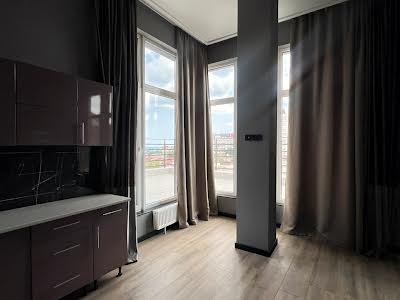 квартира за адресою Педагогічна вул., 32