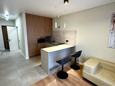 квартира за адресою Дегтярівська вул., 25е