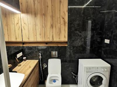 квартира за адресою Драгоманова вул., 2б