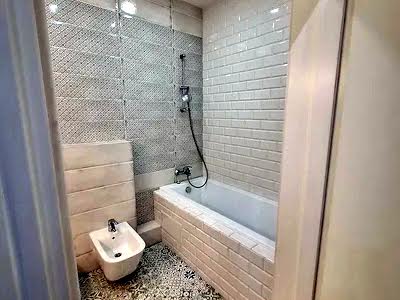квартира за адресою Успішна вул., 18
