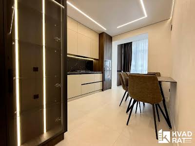 квартира за адресою Височана вул., 18