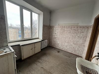 квартира за адресою Хамзата Ґелаєва вул. (Хабаровська), 1