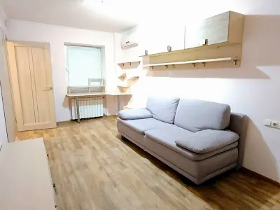 квартира за адресою Ольжича вул., 15