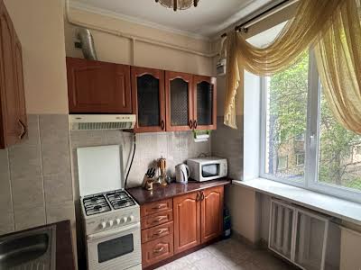 квартира за адресою Олександра Довженка вул., 10