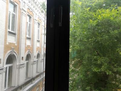 квартира за адресою Лисенка вул., 4