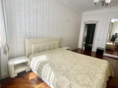 квартира по адресу Вышгородская ул., 45Б/3