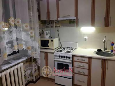 квартира за адресою Жоліо Кюрі вул., 26