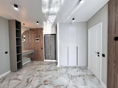 квартира за адресою Степана Бандери вул., 1