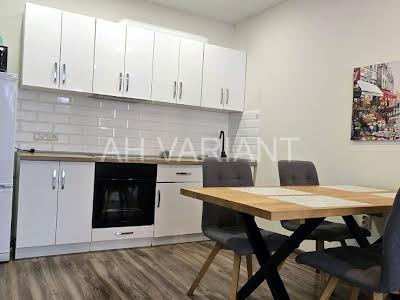 квартира за адресою Гренджі-Донського, 3А