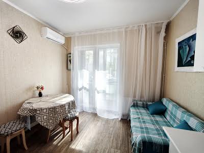 квартира за адресою Метрологічна вул., 25