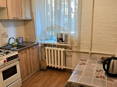 квартира за адресою Дністерська вул., 3