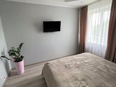 квартира по адресу Шкільний пер., 4