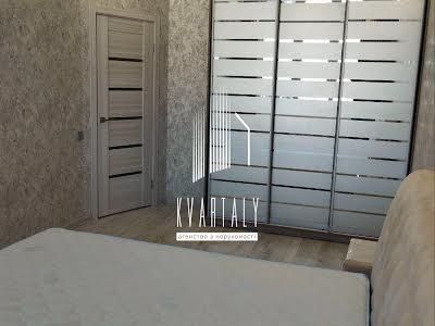 квартира за адресою Драгоманова вул., 10