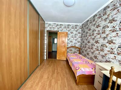 квартира за адресою Київ, Захарівська вул., 1