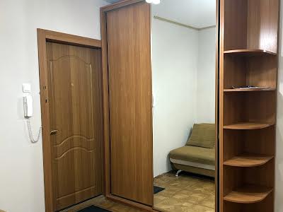 квартира за адресою Київ, Бориса Гмирі вул., 3