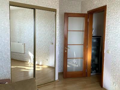 квартира по адресу Радистов ул., 2