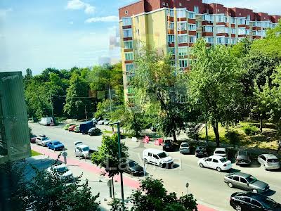 квартира за адресою Салютна вул., 2к2