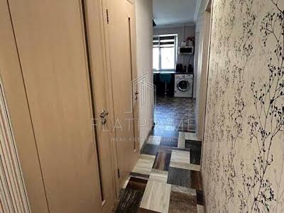 квартира за адресою Празька вул., 32