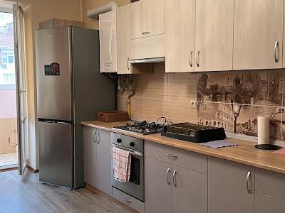 квартира за адресою Бишівська вул., 5