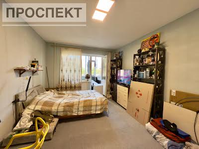 квартира за адресою Михайла Лушпи просп., 31