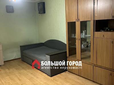 квартира за адресою Чумаченка вул., 30