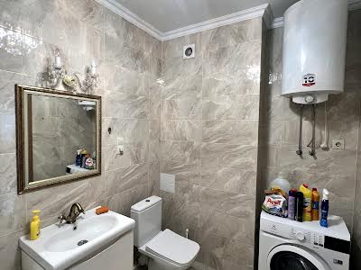 квартира за адресою Воскресенська вул., 18 Б