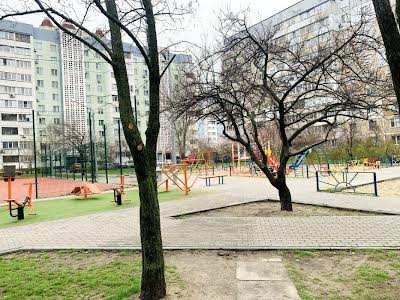 квартира по адресу вулиця Героїв Дніпра