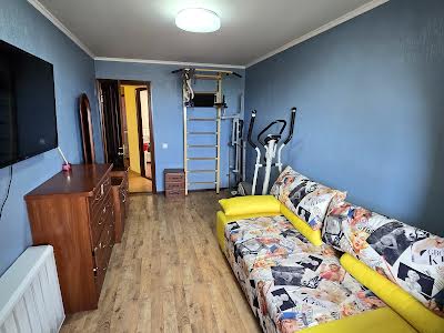 квартира за адресою Космонавтів вул., 104а