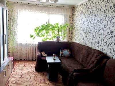 квартира по адресу Молодіжна, 34