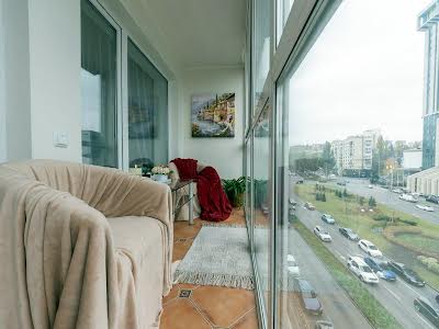 квартира за адресою Басейна вул., 19