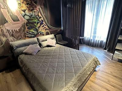 квартира по адресу Салютная ул., 2б