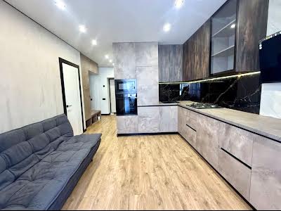 квартира за адресою Сімейна вул., 5