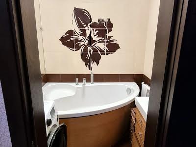 квартира по адресу Печерская ул., 2