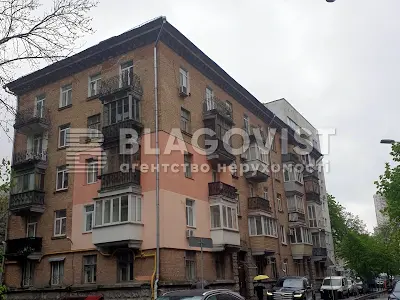 квартира за адресою Панаса Мирного вул., 3