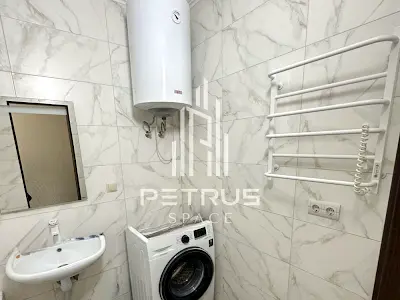 квартира за адресою Сергія Данченка вул., 1